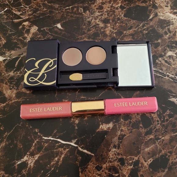 Estee Lauder Makeup - Picture 2 of 4